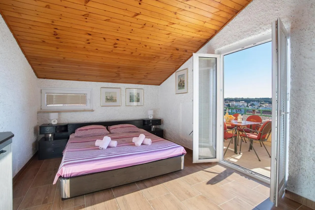 Horizont View Apartment 0*, Pula