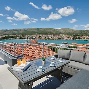 https://apartments-zaja-trogir.splithotels.org